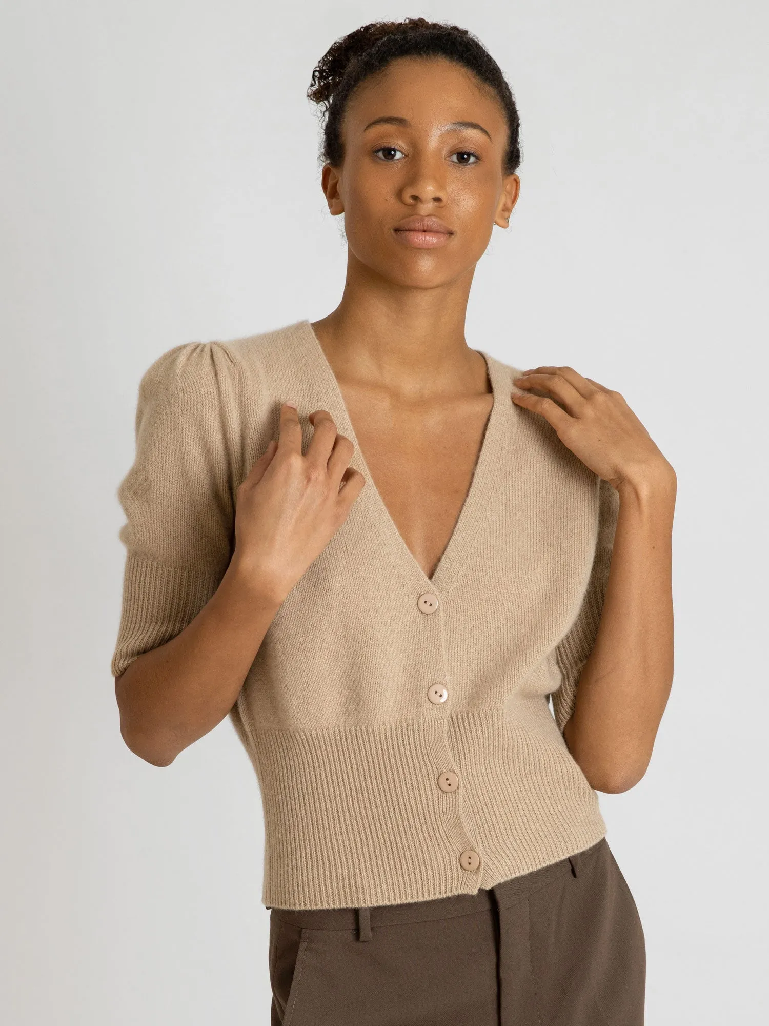 Cashmere cardigan "Grace" - sand