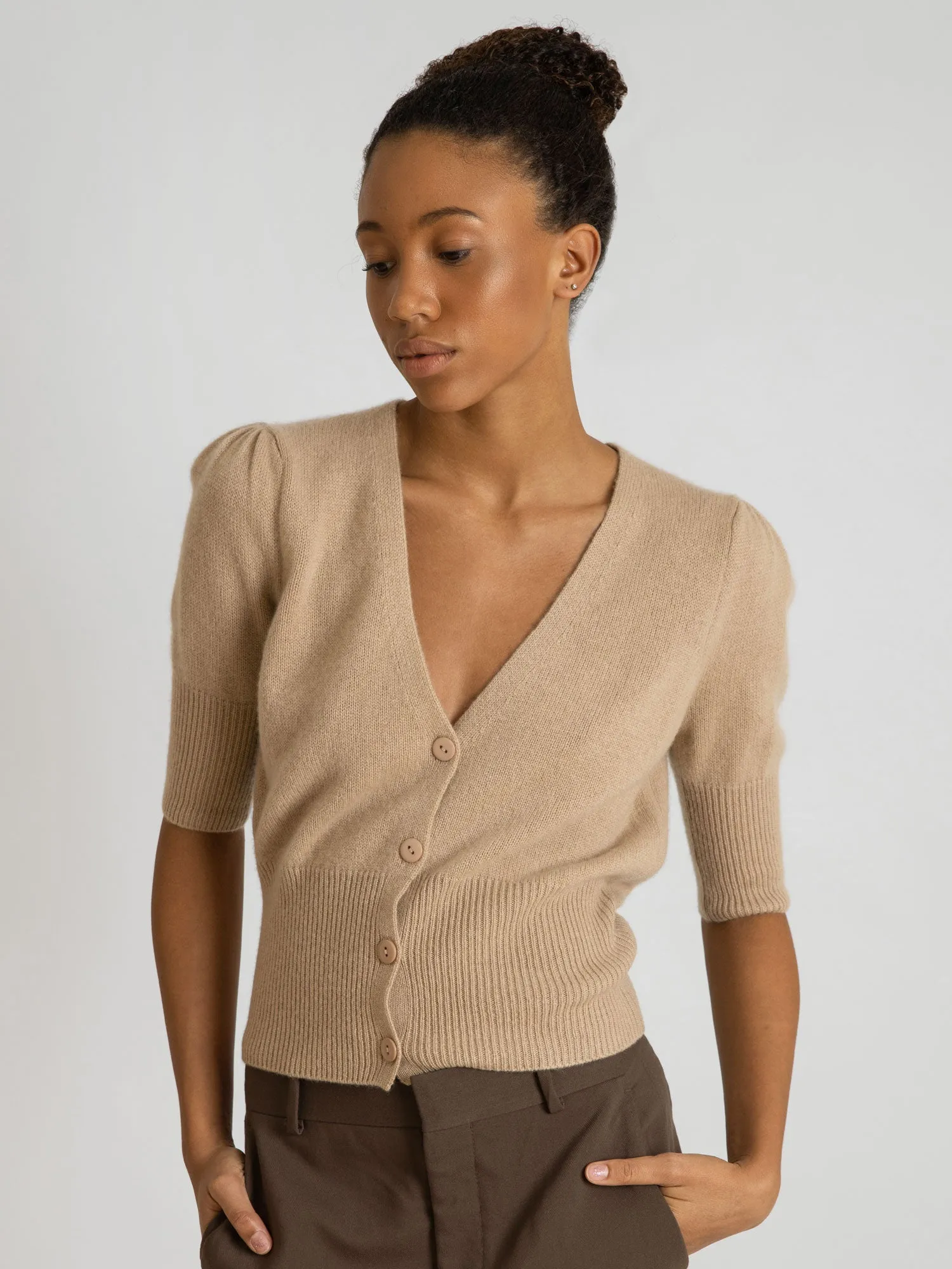 Cashmere cardigan "Grace" - sand