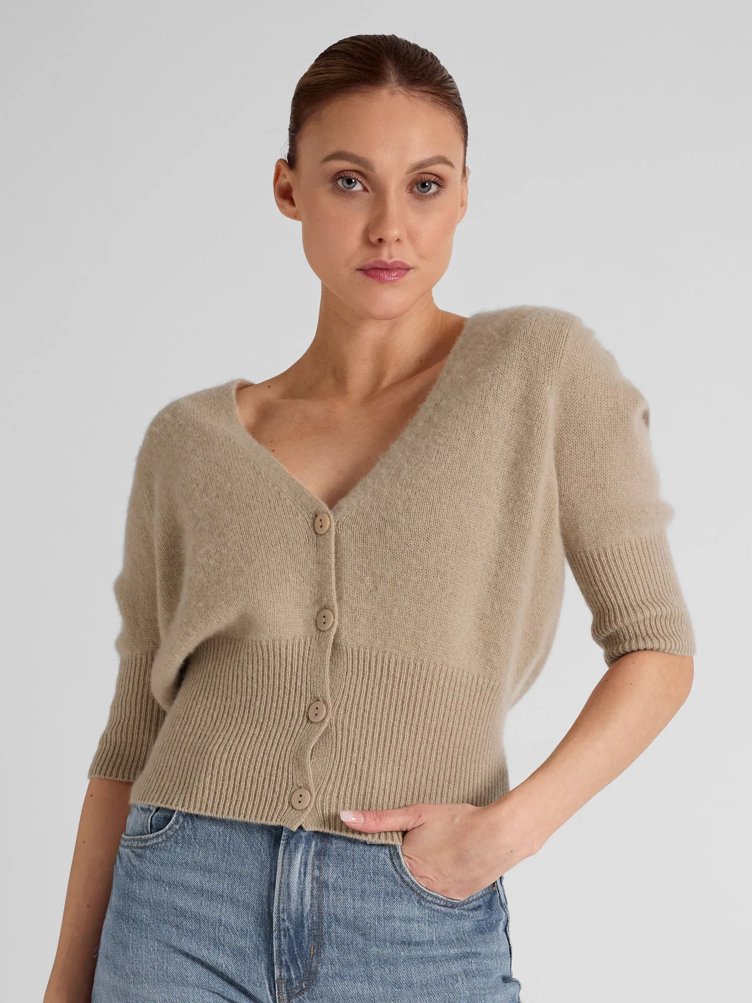 Cashmere cardigan "Grace" - sand