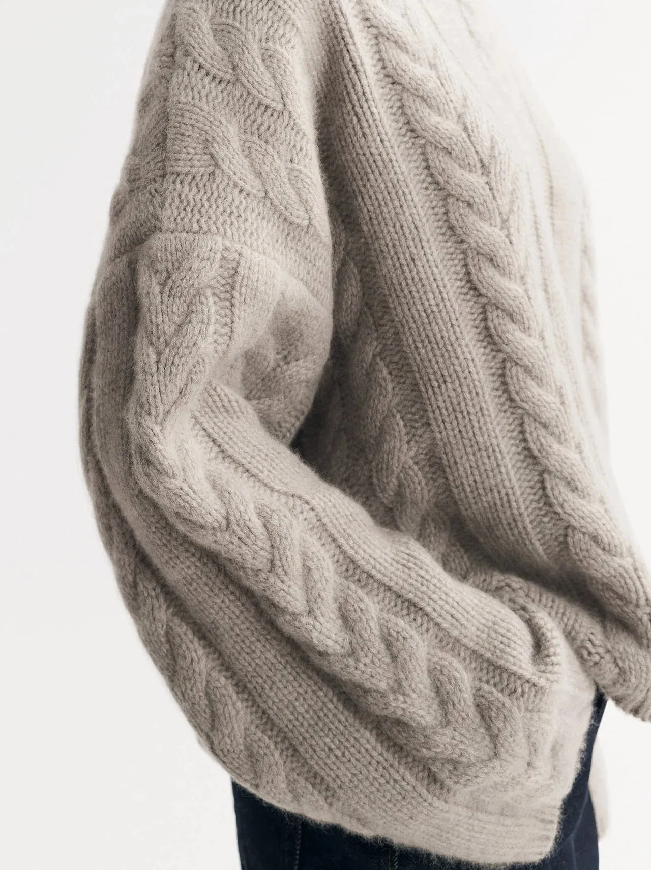 Chunky Cable Knit