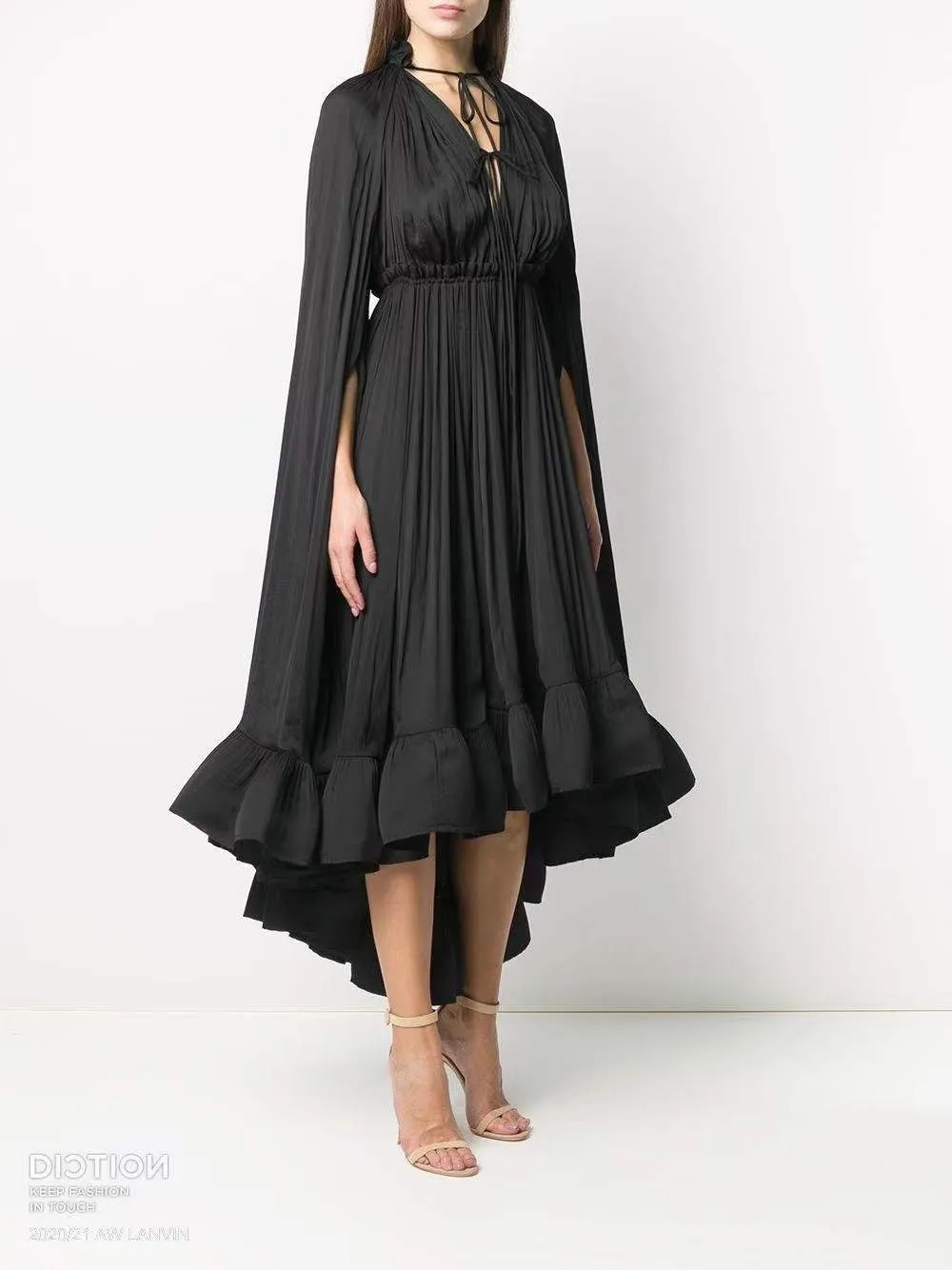 FLOWY DRESS DOLMAN SLEEV