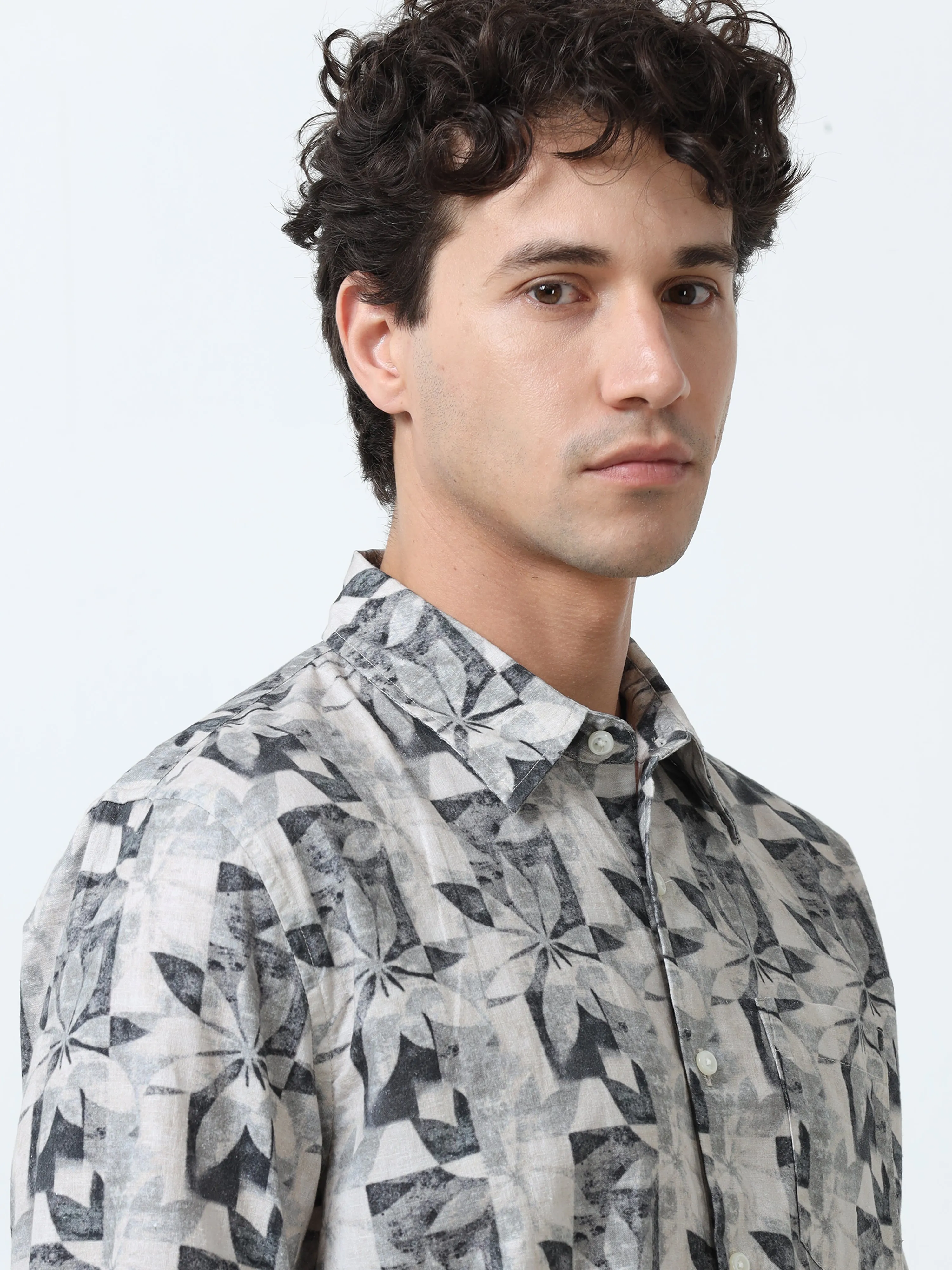 Lyra - Full sleeve Printed Shirt - White