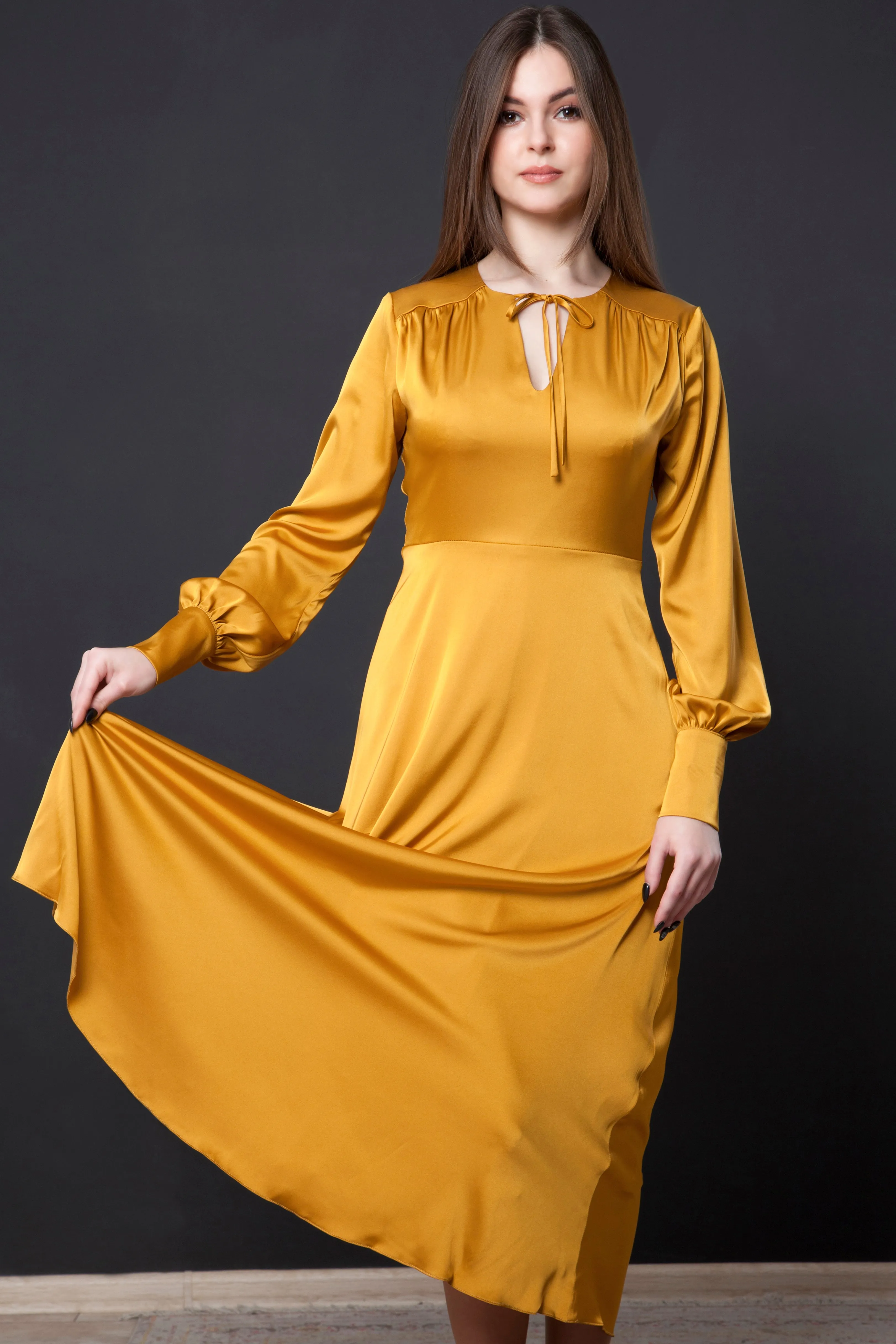 Midi necktie flowy dress