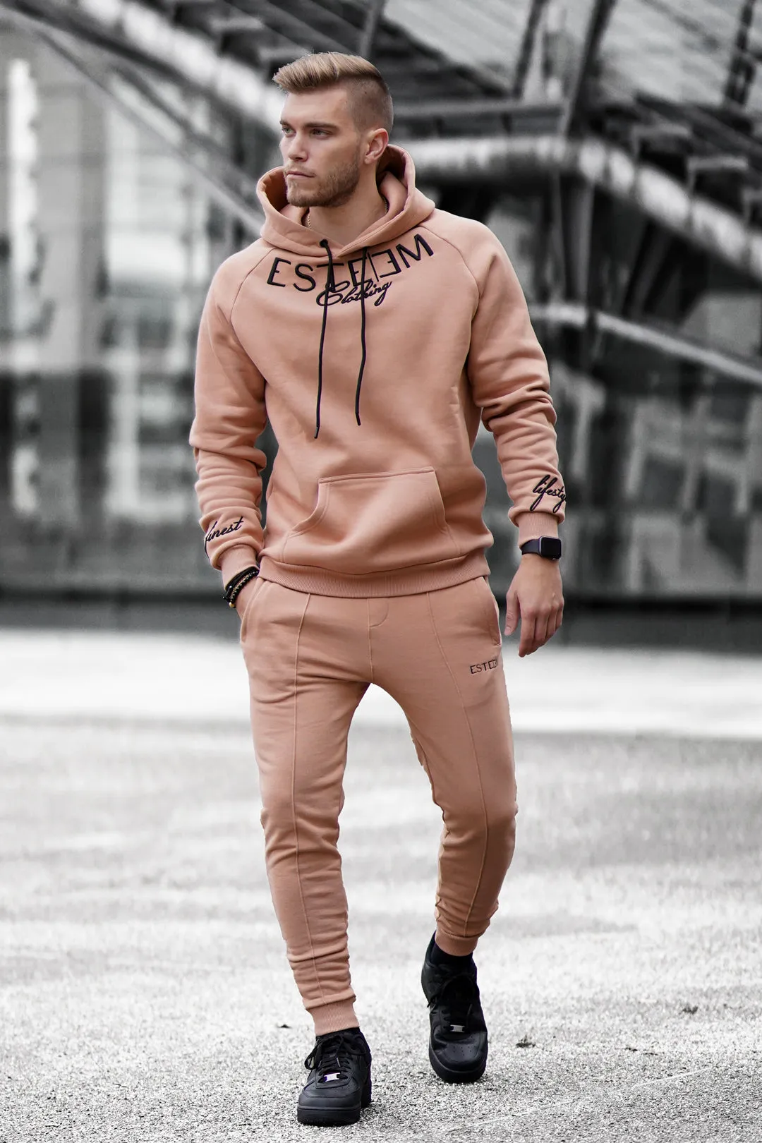 RUST BASIC SWEATPANTS