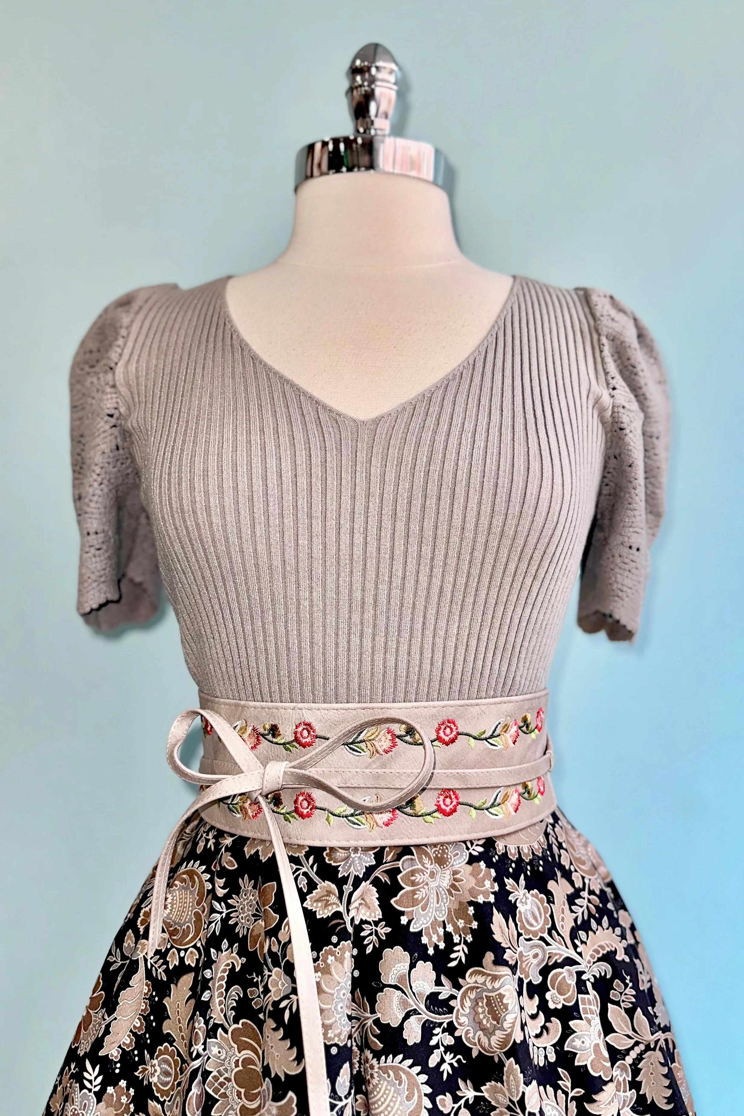 Silver Grey V-Neck Ribbed Sweater